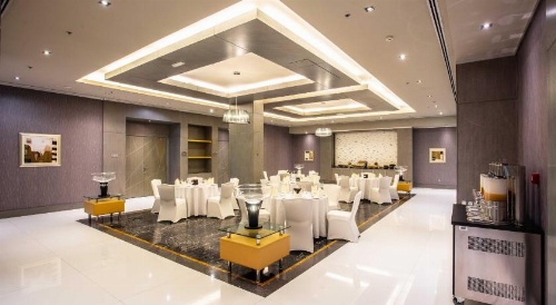 Time Grand Plaza Hotel image 17
