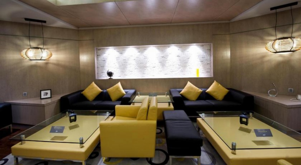 Time Grand Plaza Hotel