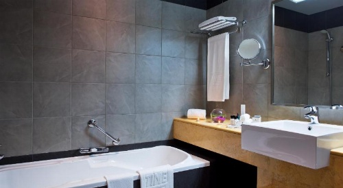 Time Grand Plaza Hotel image 7